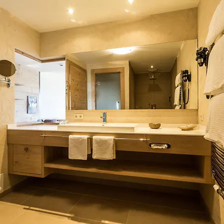 Meiser Otel 4*